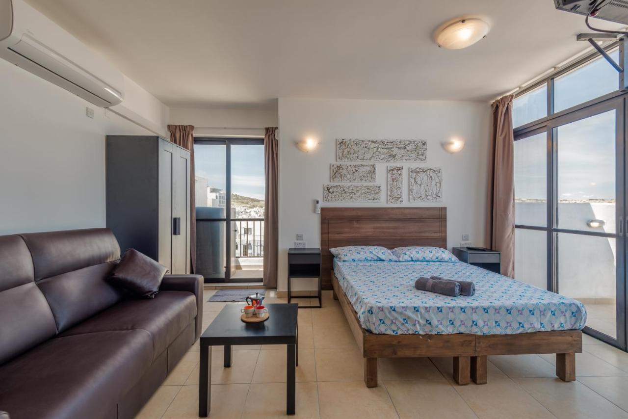 Penthouse With Seaview Terrace Leilighet San Pawl il-Baħar Eksteriør bilde