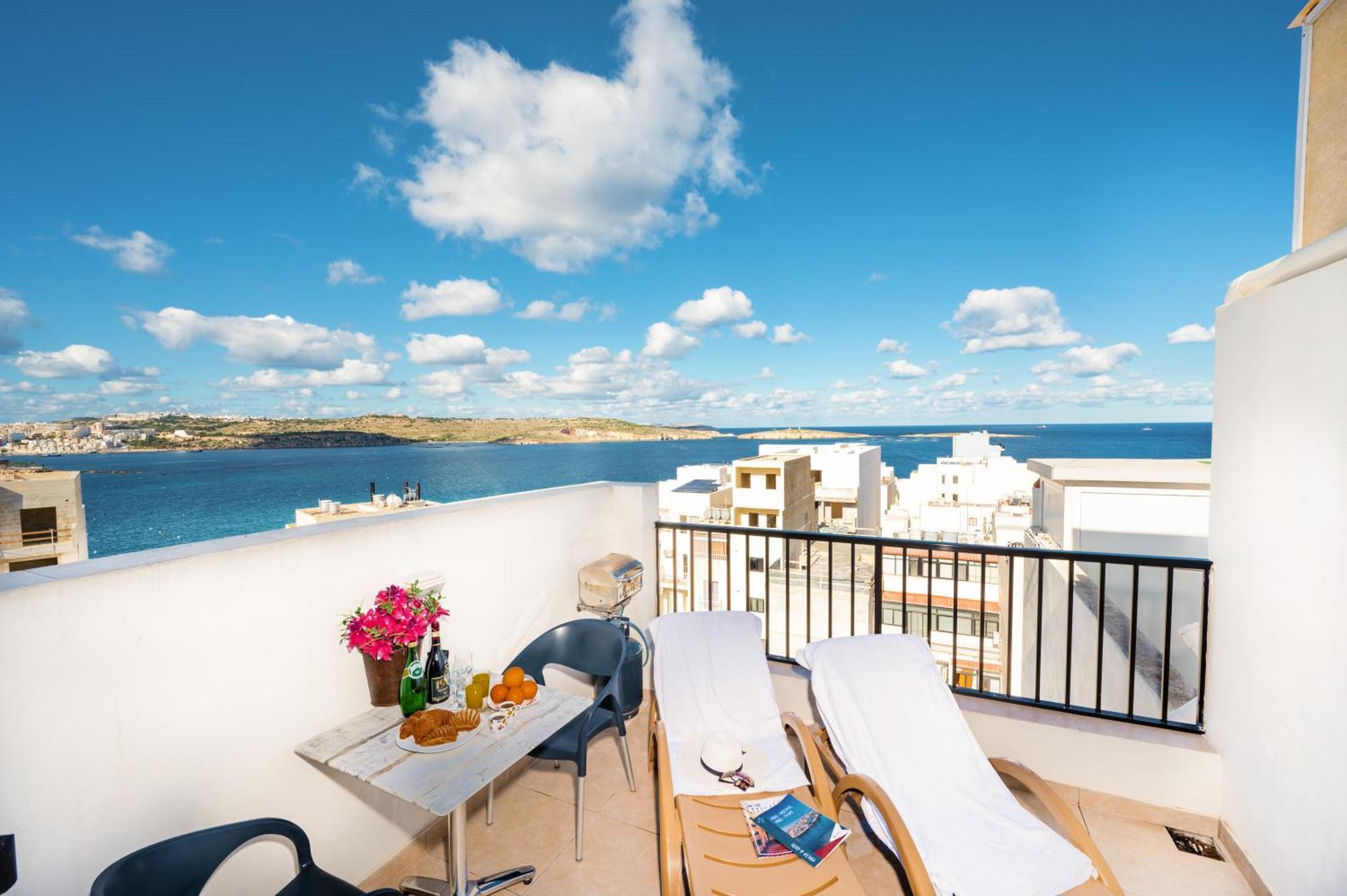 Penthouse With Seaview Terrace Leilighet San Pawl il-Baħar Eksteriør bilde